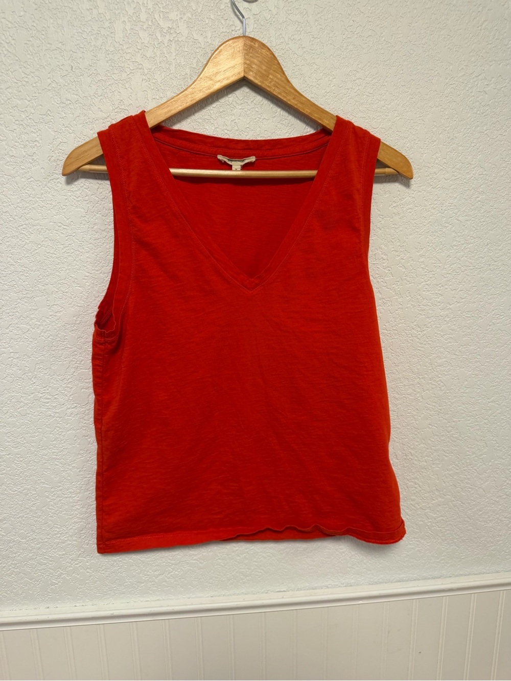 Madewell Red V-Neck Sleeveless Tank Top